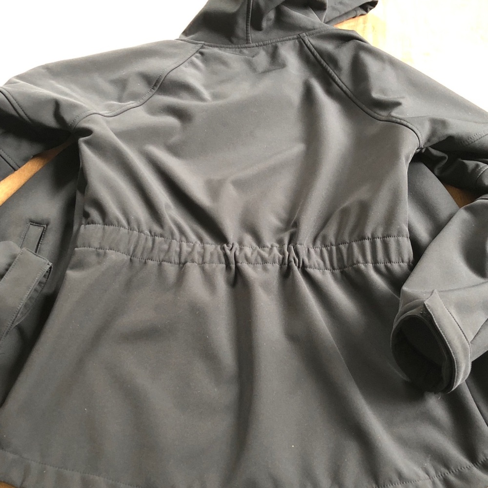 Fabletics waterproof jacket - Picture 5 of 6